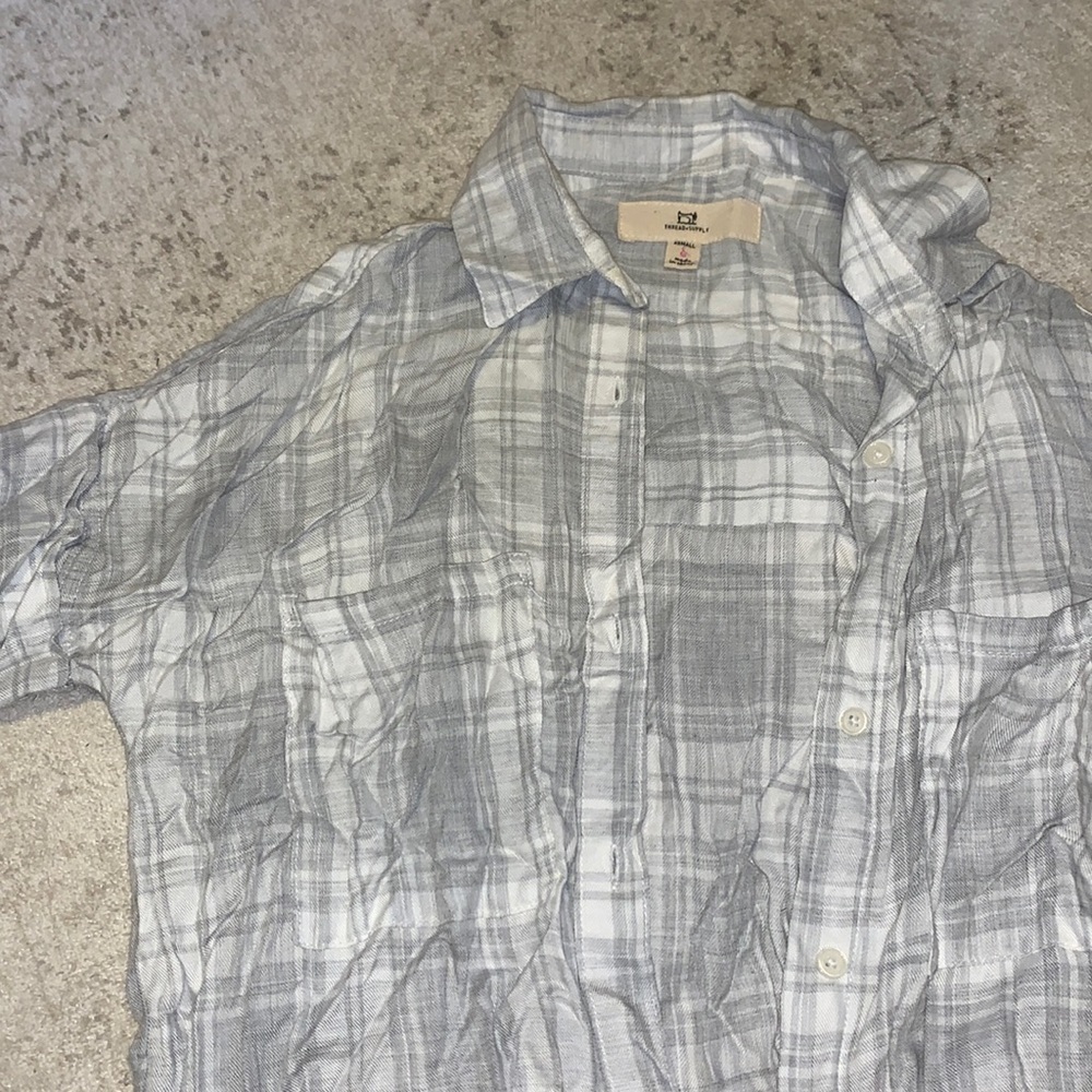 Thread + supply cozy plaid button down T-shirt size XS